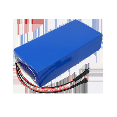 12V 65Ah LifePO4 قابلة للشحن للماء حالة تخزين بطارية ليثيوم للطاقة الشمسية لضوء الشارع بالطاقة الشمسية